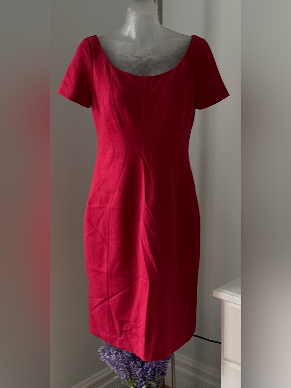Elie Tahari Short Sleeve Sheath Dress